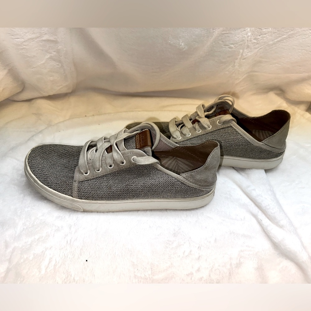 OluKai Pehuea Convertible Mule Sneakers